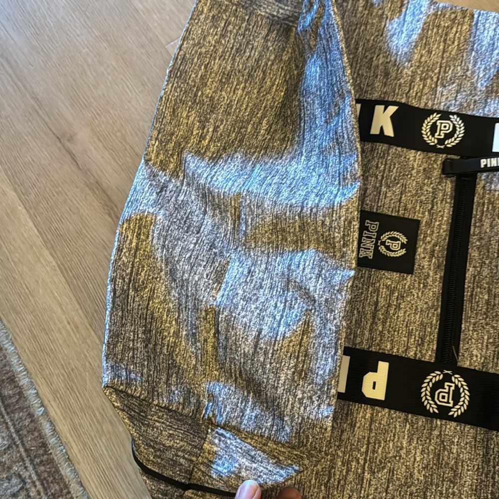 Victoria's Secret PINK Grey Tote Bag - Picture 5 of 8